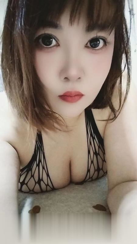 肥臀巨乳人妻