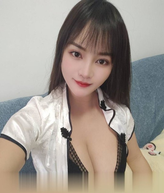 武侯服务系大胸骚妇