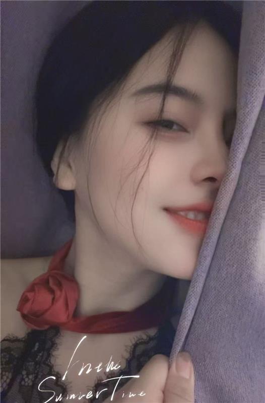 颜值御姐笑笑