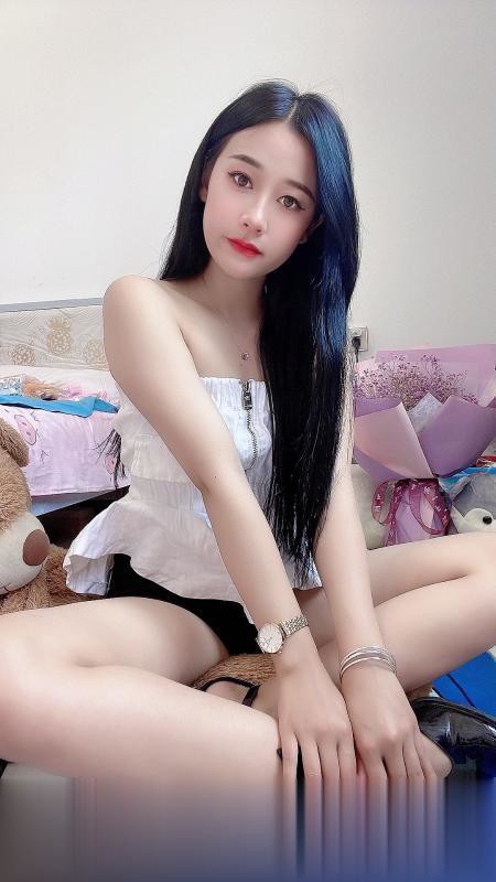 性感大长腿萱萱