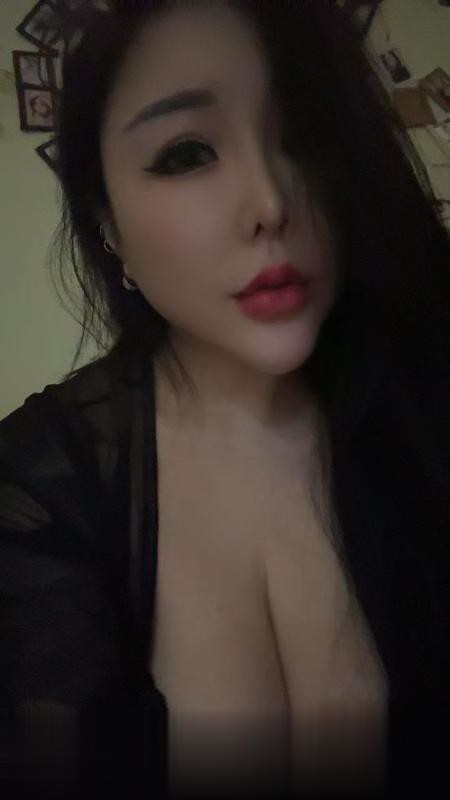 栖霞御姐小野猫