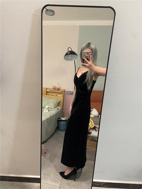 郑州很瘦身材很好萝莉