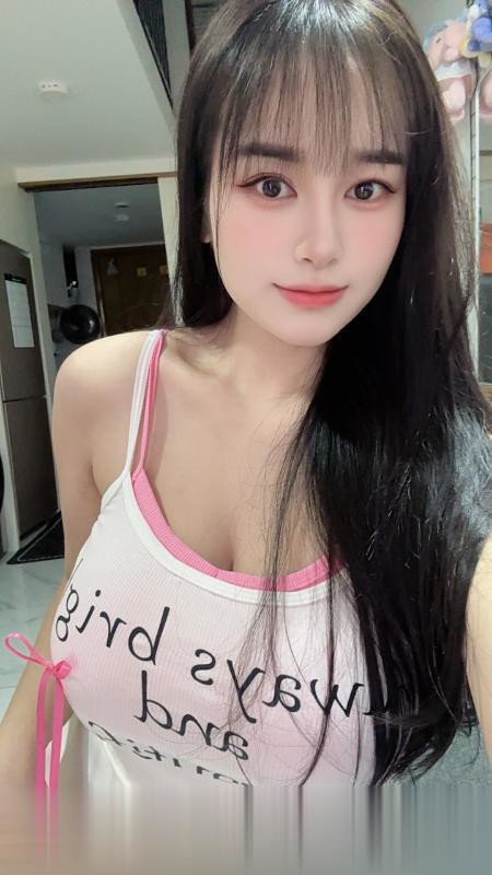 丰满迷人且风骚