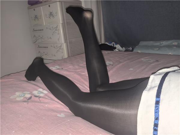 宝安性价比的丝袜骚话少妇灵灵