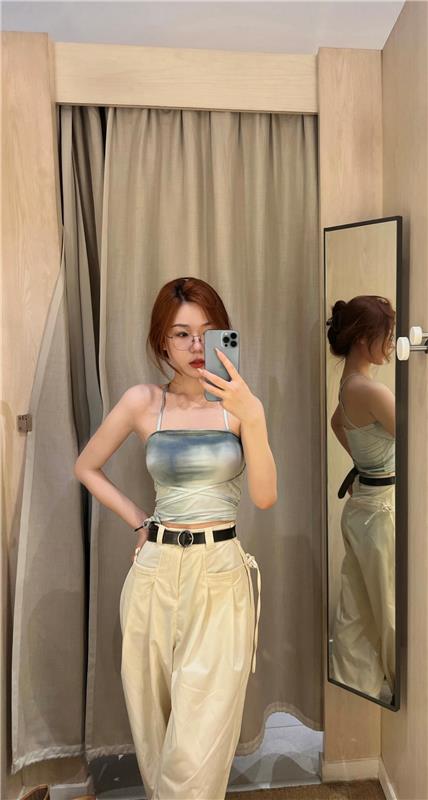 【已验证】北京可SM零零后新加坡留学生 极品反差女