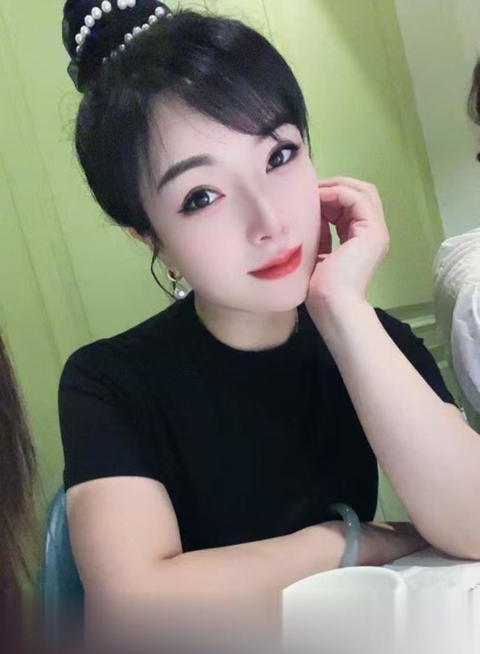 少数民族瑶瑶少妇