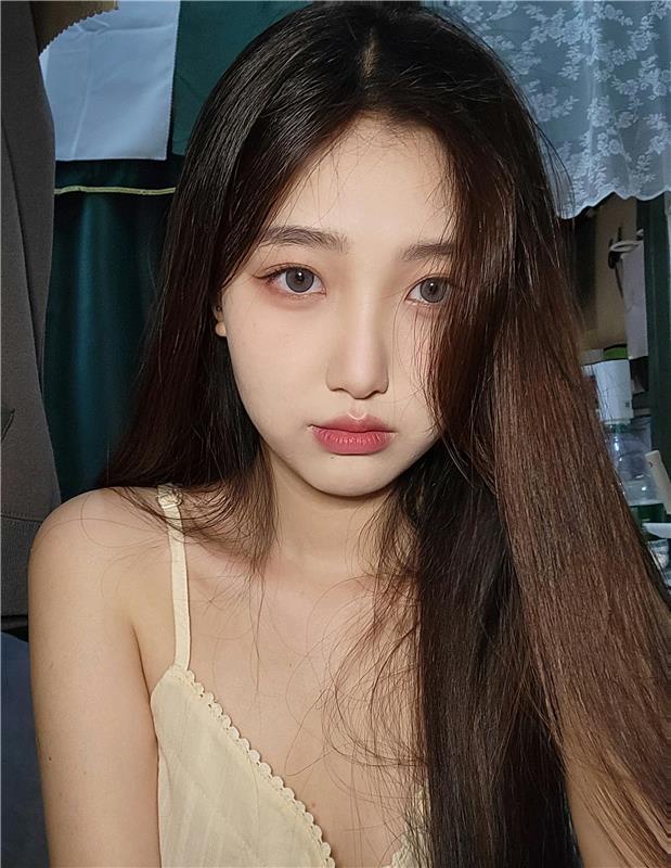 【已验证】北京可SM零零后新加坡留学生 极品反差女