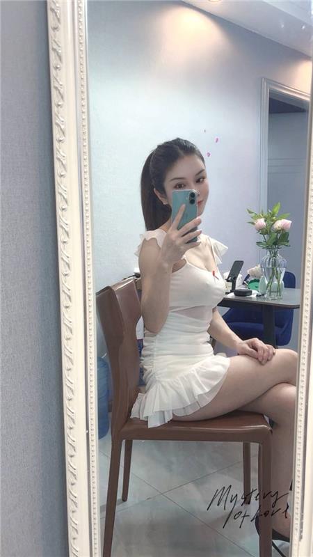 金水风骚少妇么么哒