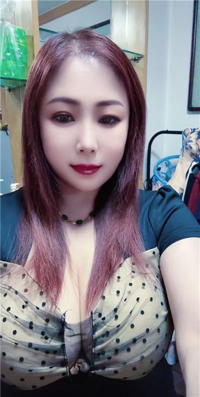 大奶性感骚姐姐