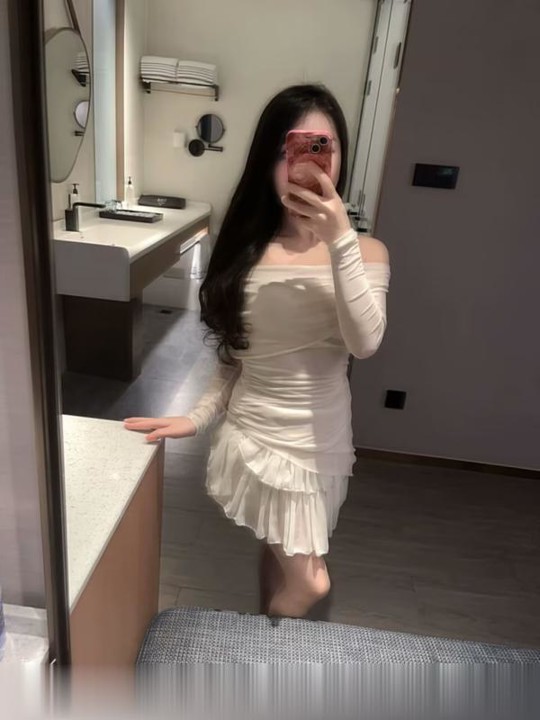 南山特性感菲菲