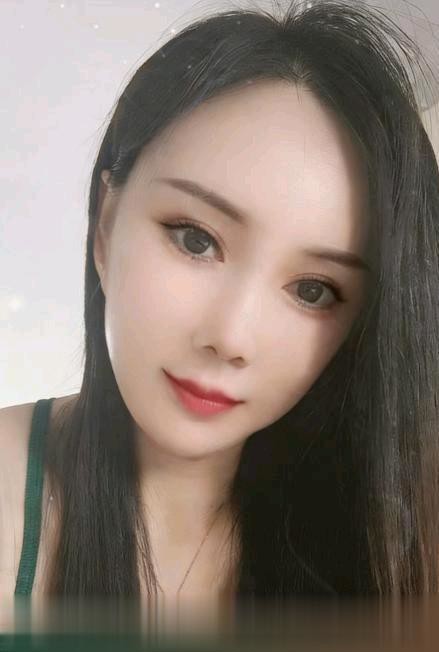 东丽蒙族少妇米娜