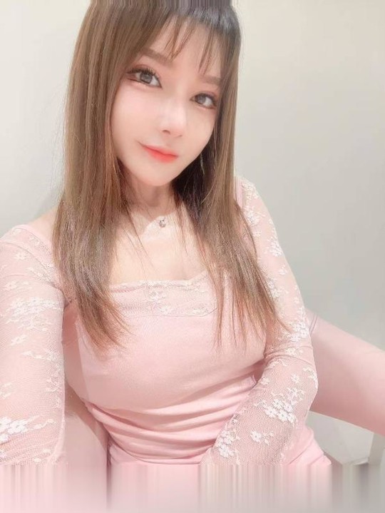 体验女友感十足小小