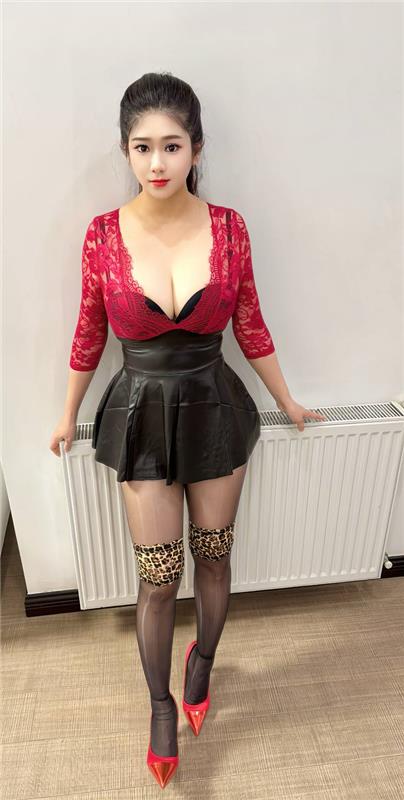 襄阳风骚大胸妹