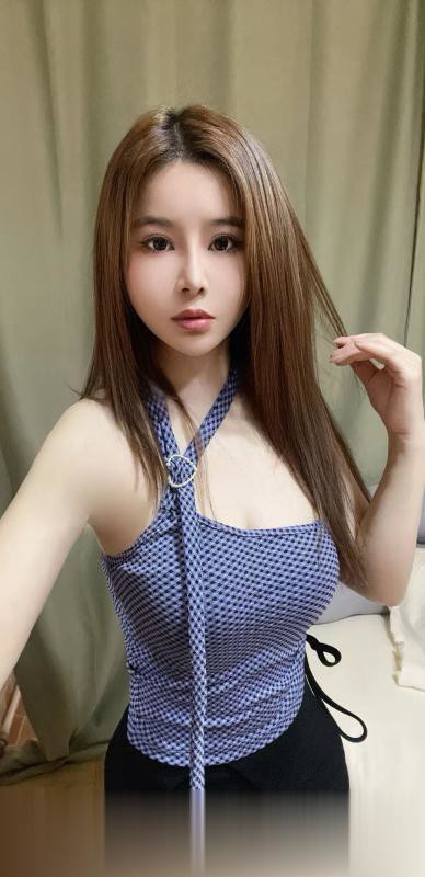 后入包臀裙小姨子