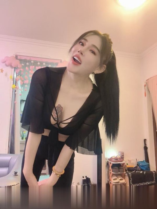 铁西水床艳舞御姐