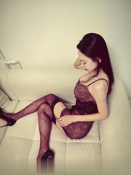 青岛大长腿少妇