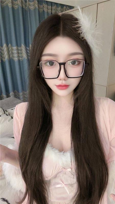 蜀山文静甜美妹儿