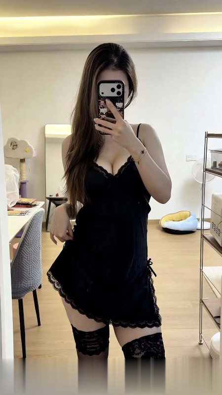 纯天然美乳御姐