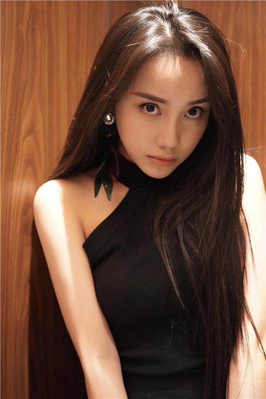 温柔少妇灵灵老师