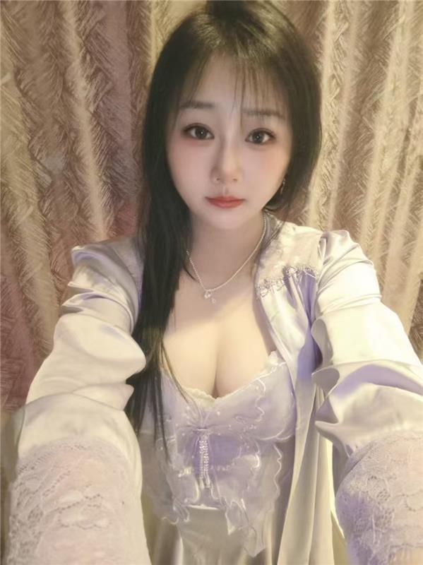 可爱妹妹懒懒