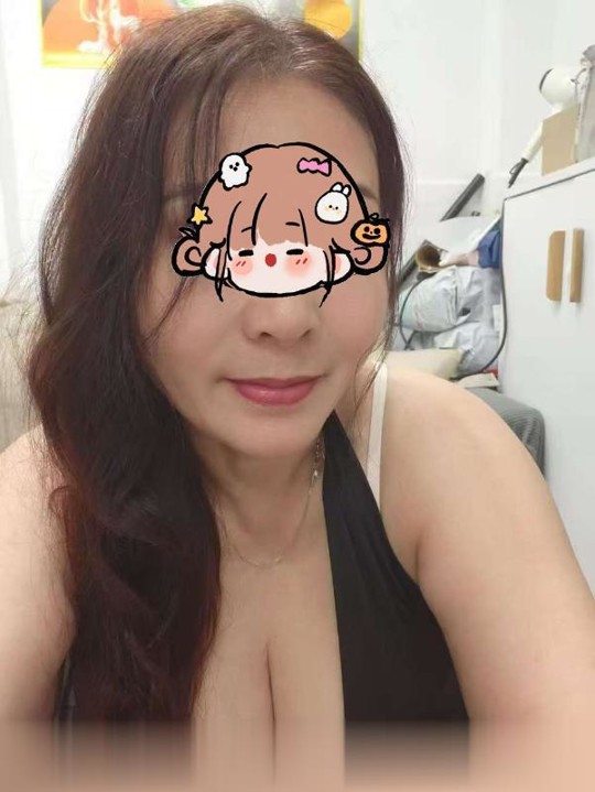 主打三通的熟妇