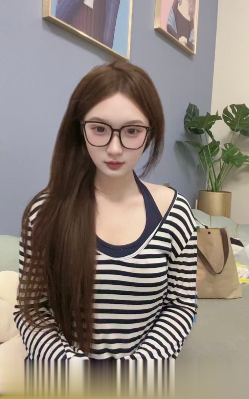 19岁小橘子.