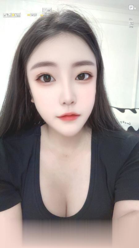 岳麓高挑美心小姐姐