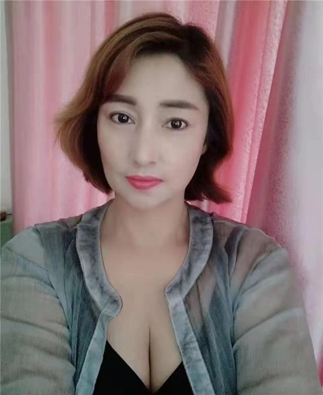 市内泻火熟女