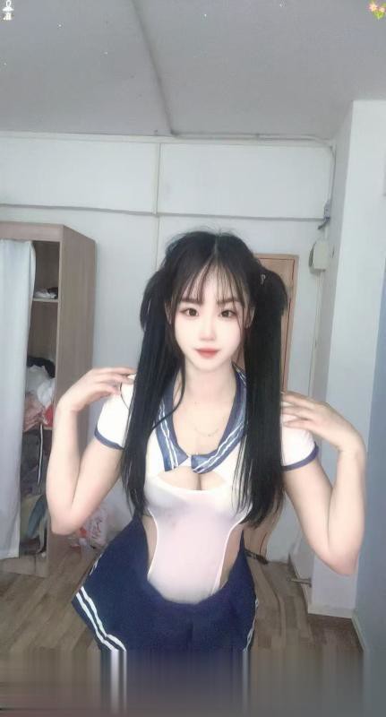 双马尾大胸婷婷
