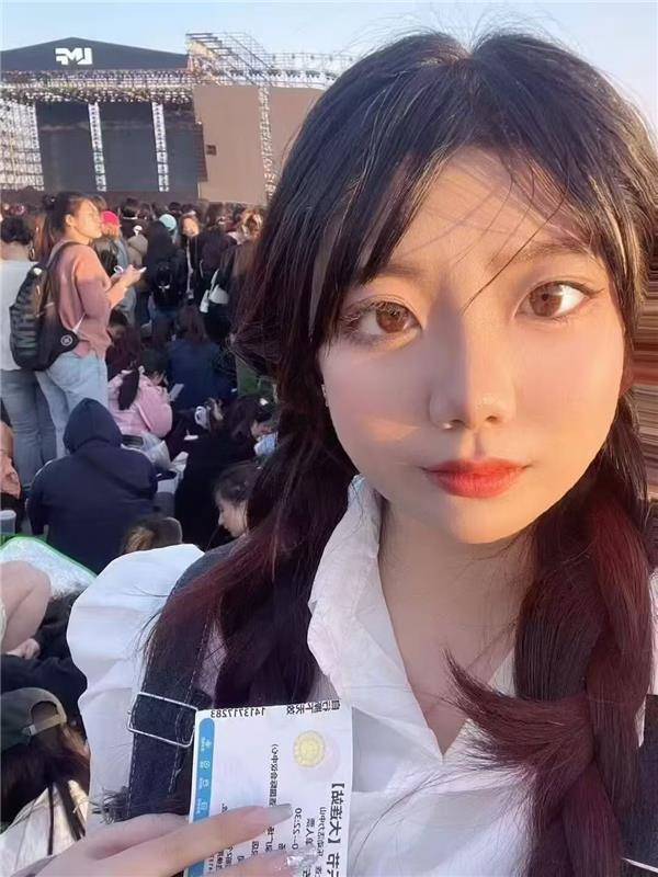 可爱漂亮小美女
