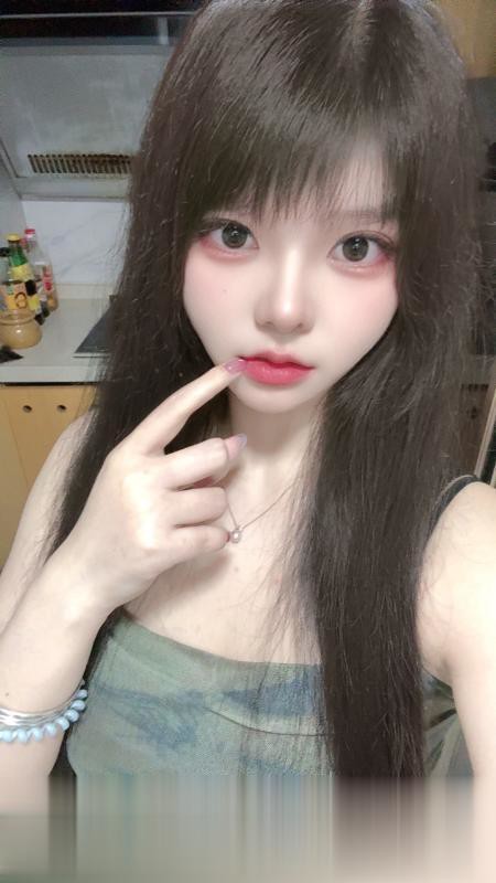坂田女友闹闹