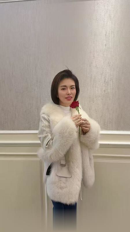 花式服务肖然