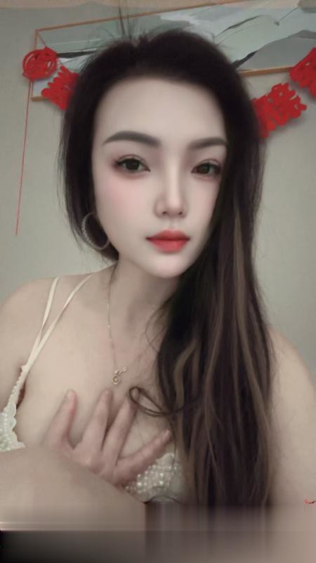 大胸小雪体验
