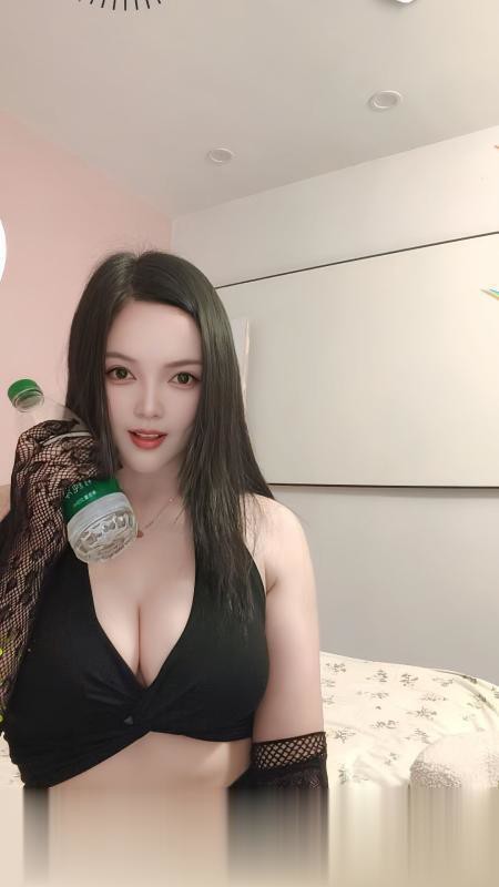 武侯大屁股酥酥