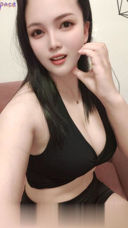 瑜伽老师元宝