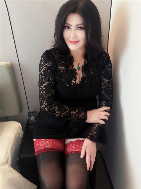 虹口潮喷少妇