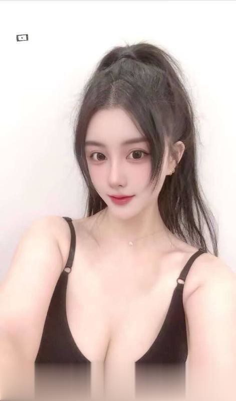 肤白貌美大奶嫩妹