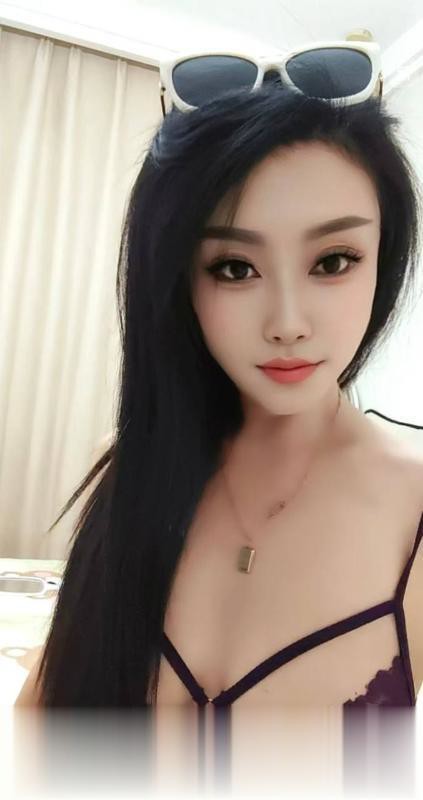 韵味十足火辣少妇