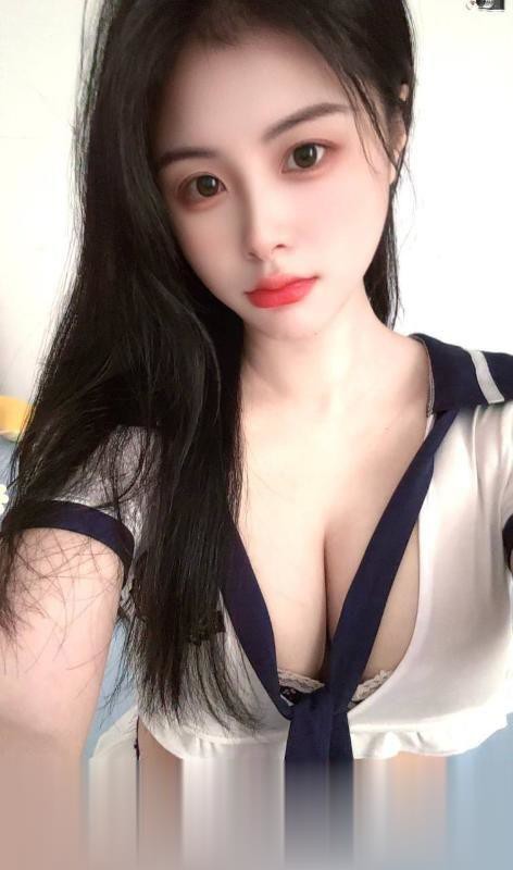 风情娇小妹子兼职