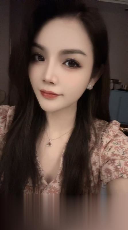 新疆美女黑丝大长腿
