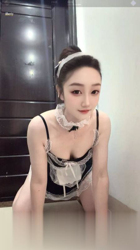 福田大胸手感好妹子