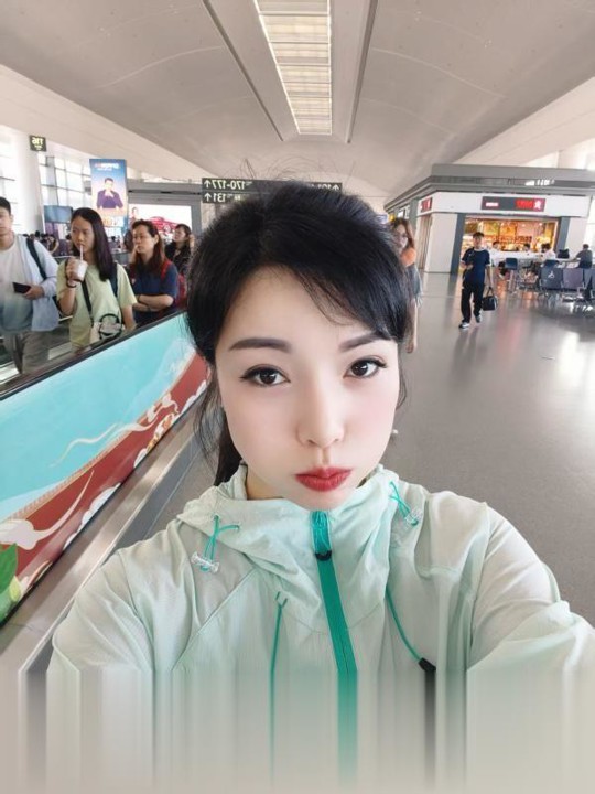 瑶族少妇暖洋洋