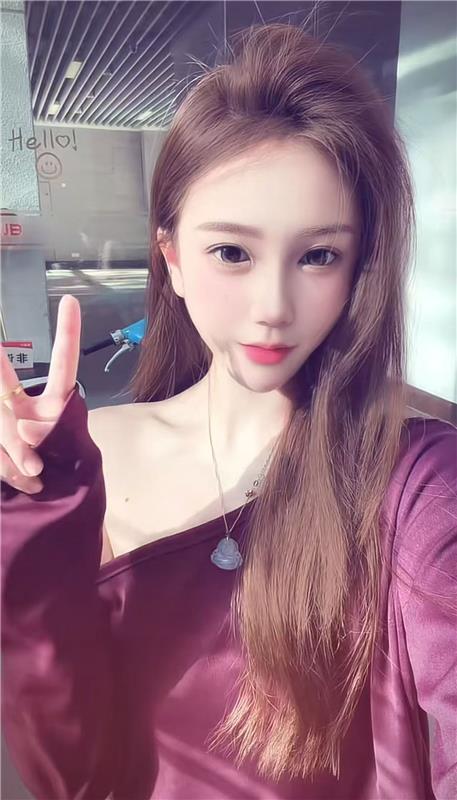 高新区性感白嫩小姐姐