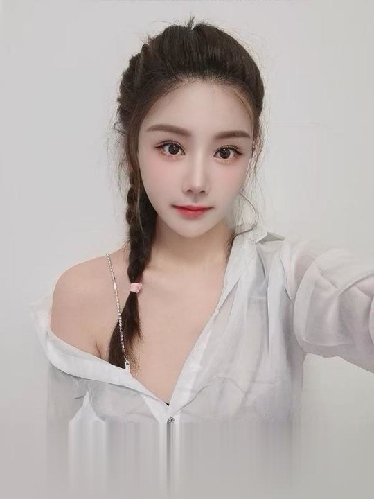 温柔甜美服务风骚妹子
