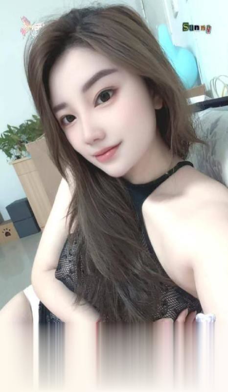 丰满性感美少妇