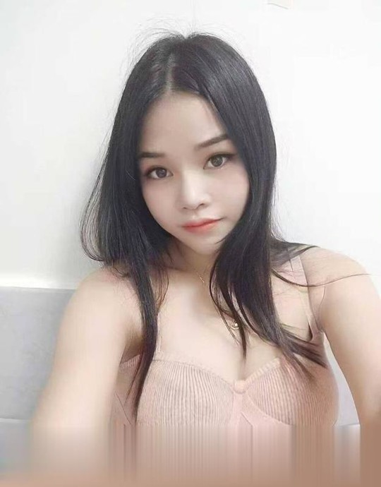 宝安巨乳肥臀海绵宝宝