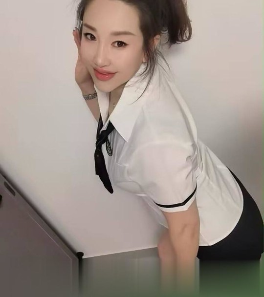 少妇与骚年.
