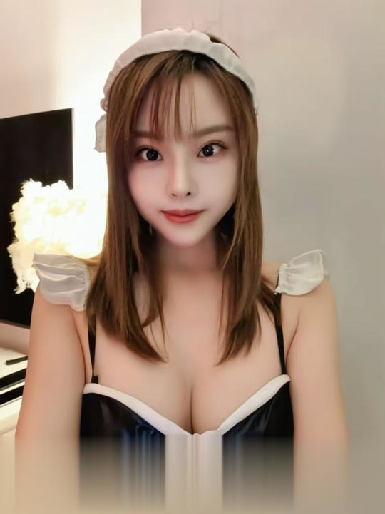 御姐范温柔小姐姐