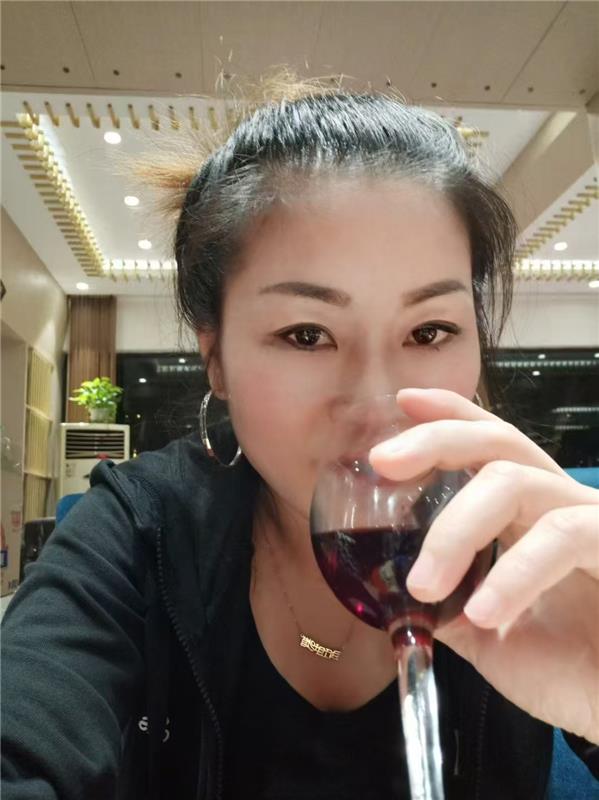  南开大屁股泄火骚熟女