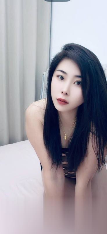 风情妩媚蜜桃臀御姐